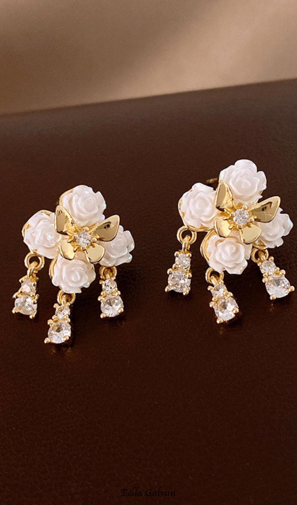 Flowering Girl Women Dysis Flower Earrings