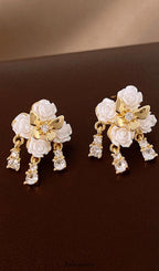 Flowering Girl Women Dysis Flower Earrings