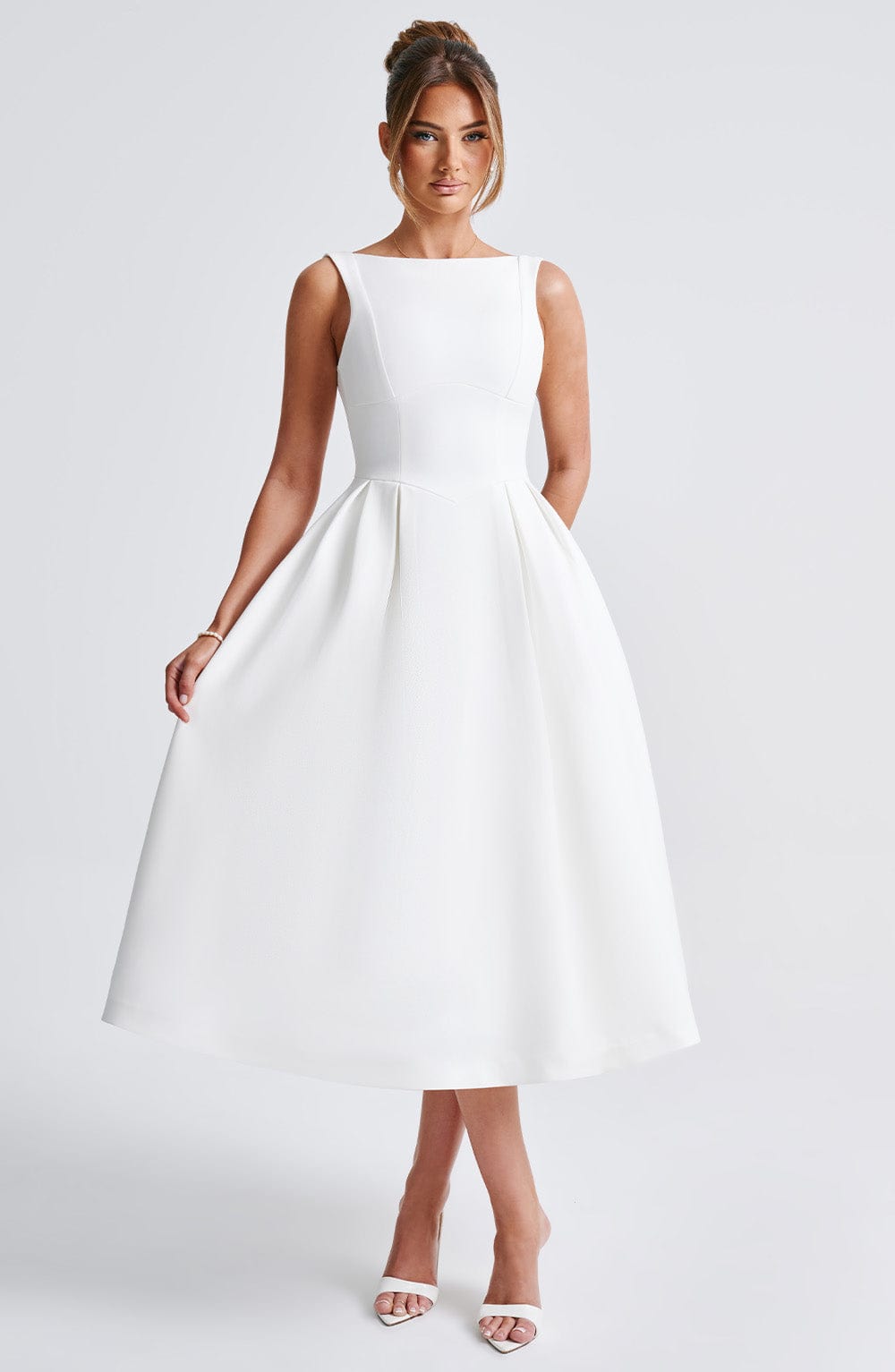 Flowering Girl Women Clarabella sleeveless Midi Dress in white