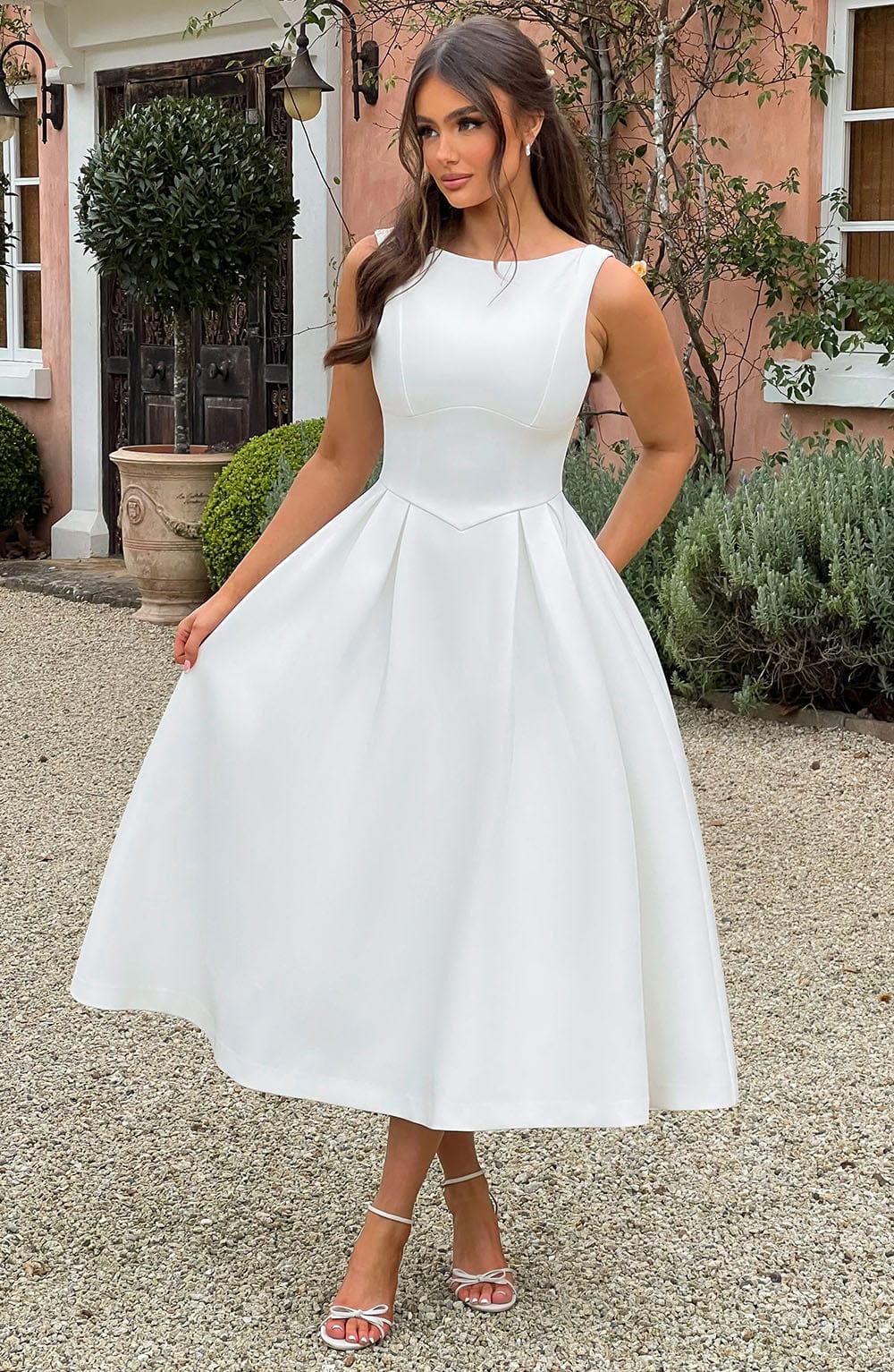 Flowering Girl Women Clarabella sleeveless Midi Dress in white