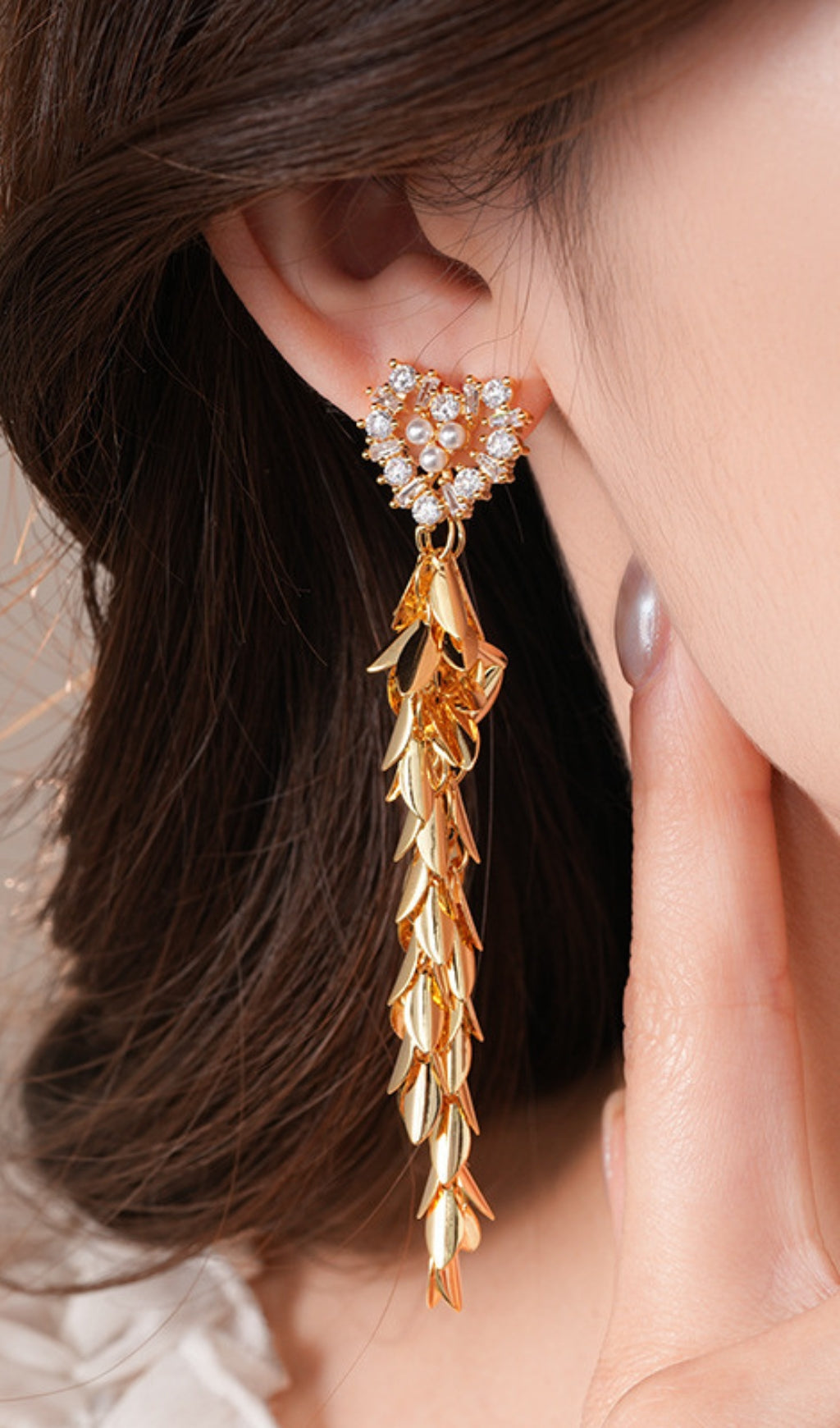 Flowering Girl Women Dai Heart Earrings