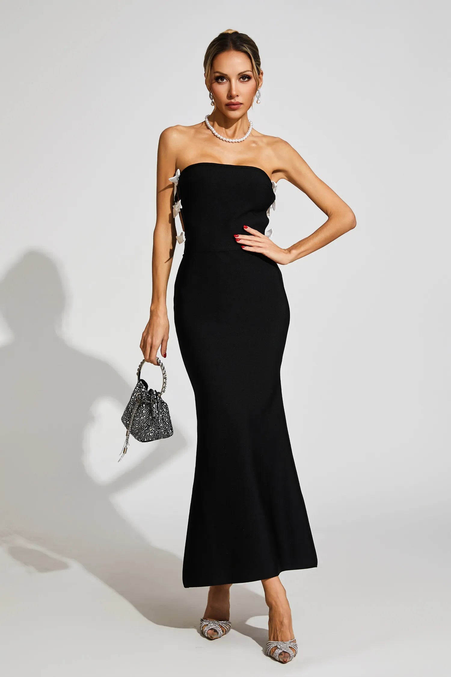 Jocelyn Bowknot-Side Bandage Strapless Maxi Dress In Black