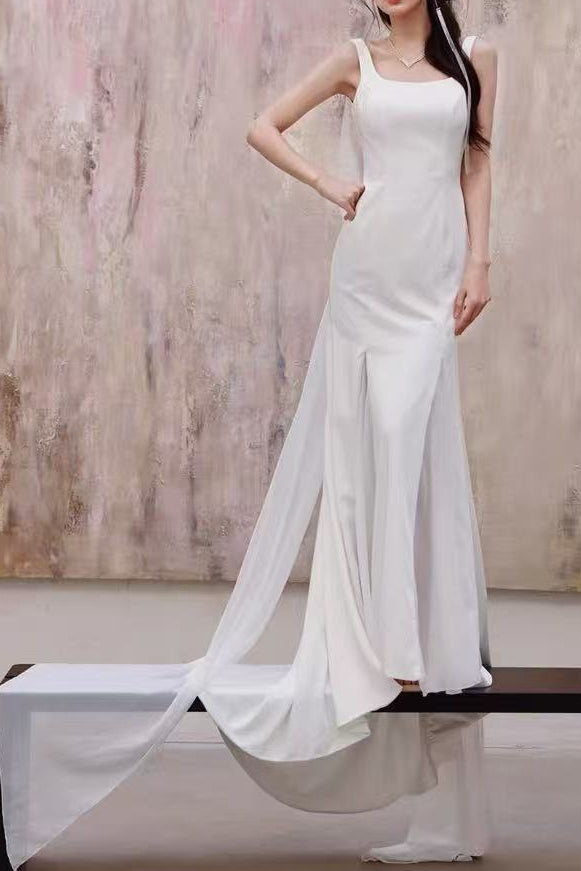 White Sleeveless Square Neck Mermaid Wedding Dress with Train
