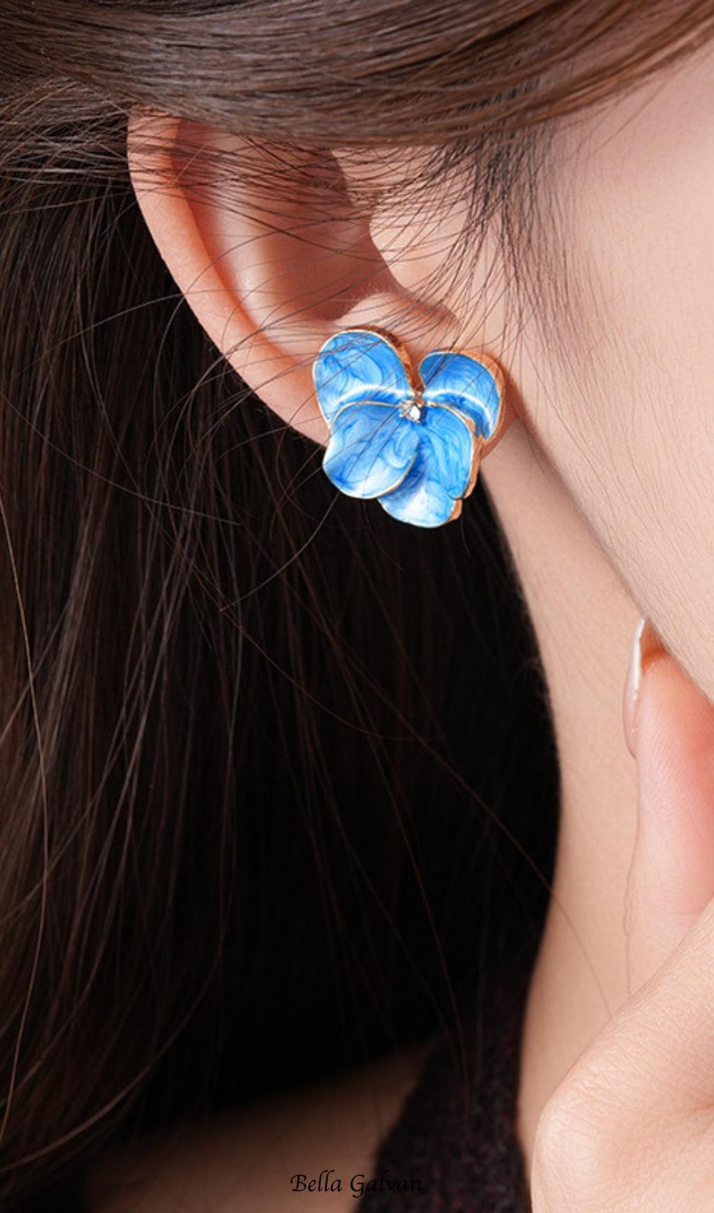 Flowering Girl Women Derick Blue Flower Earrings