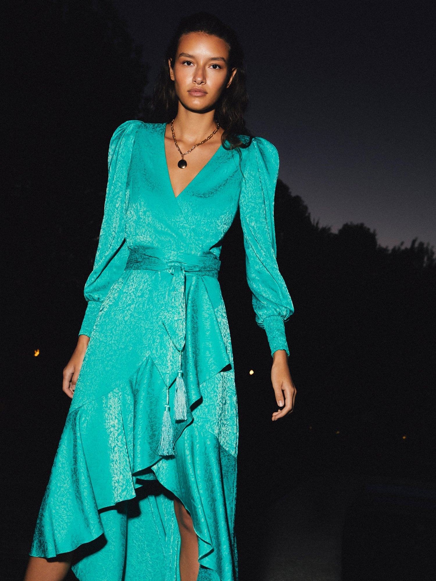 Flowering Girl Women Grace - Green Jacquard Long-Sleeved Wrap Dress