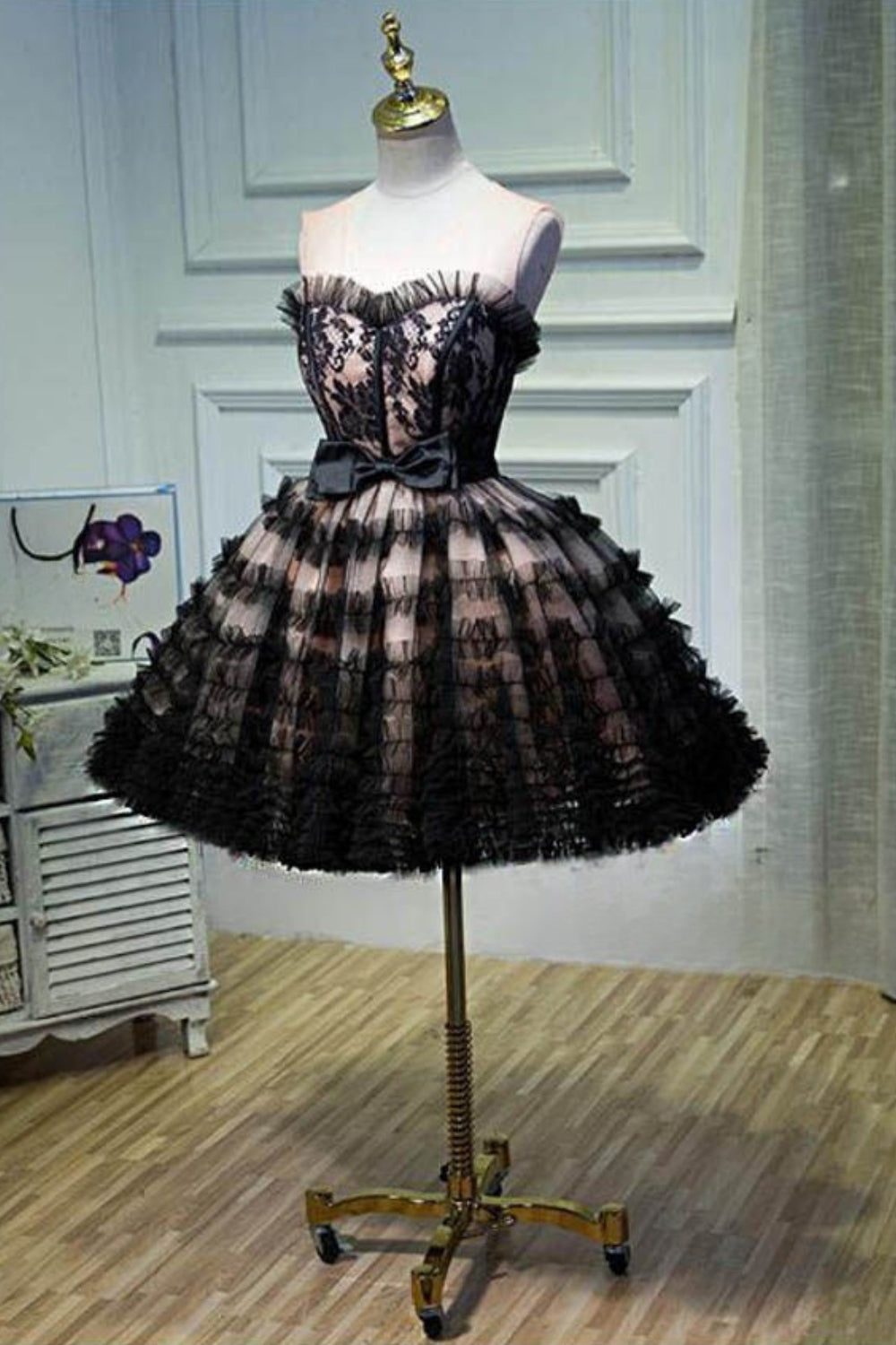 lorraine bow lace strapless puffy mini dress in black