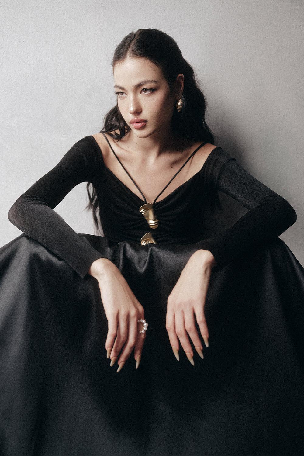 Flowering Girl Women black A-line Cold Shoulder Sleeved Spandex Taffeta Maxi Dress